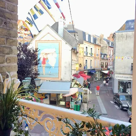 Apartment La Reine Des Plages Cls Deauville Trouville-sur-Mer
