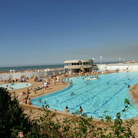 La Reine Des Plages Cls Deauville Apartment Trouville-sur-Mer
